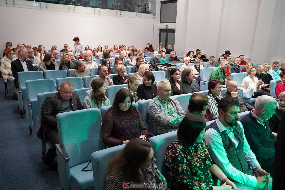 Koncert Raz Dwa Trzy w Kadzidle [27.01.2024] - zdjęcie #42 - eOstroleka.pl