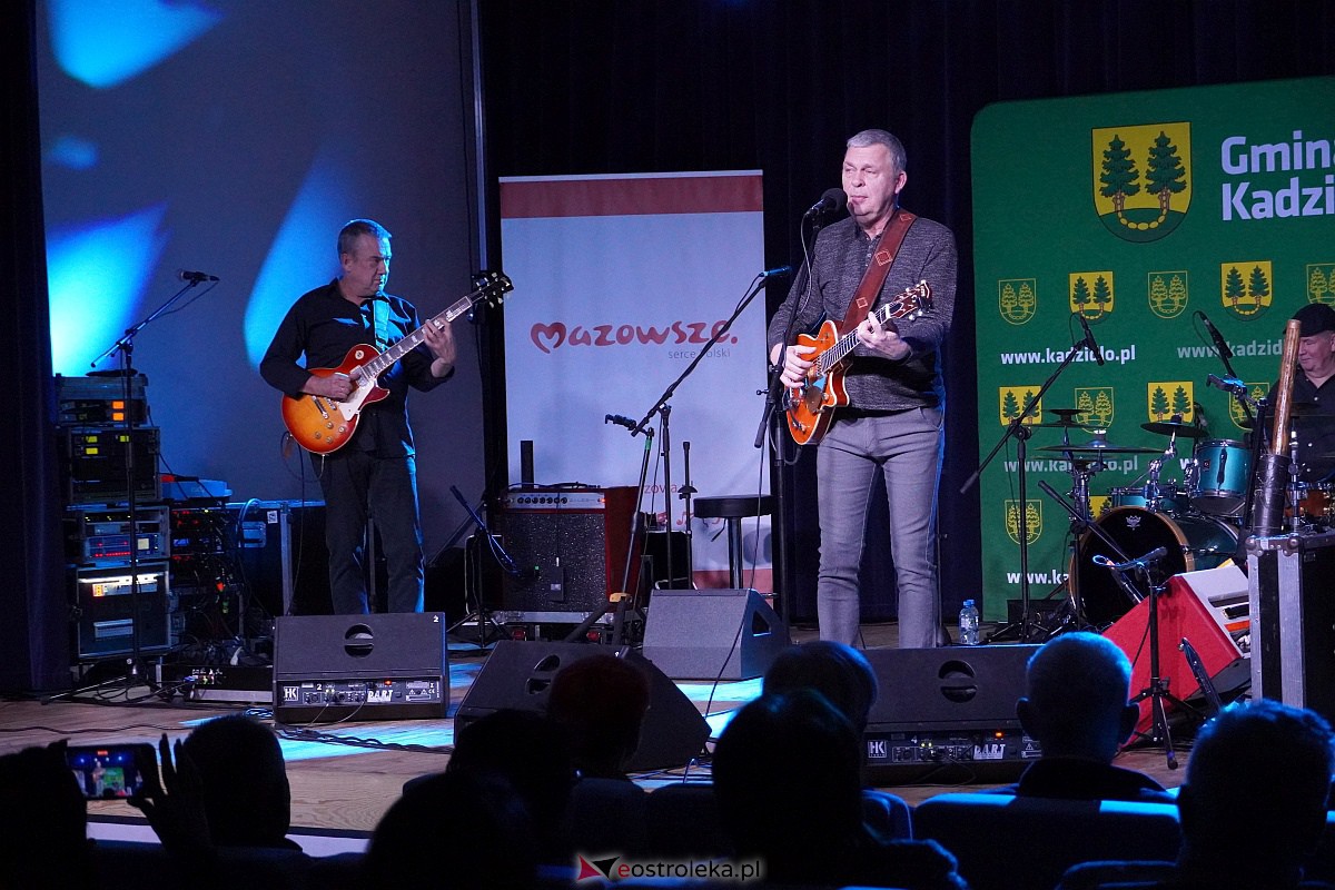 Koncert Raz Dwa Trzy w Kadzidle [27.01.2024] - zdjęcie #17 - eOstroleka.pl