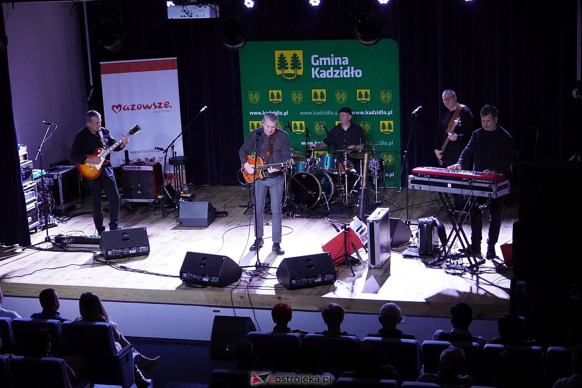 Koncert Raz Dwa Trzy w Kadzidle [27.01.2024] - zdjęcie #13 - eOstroleka.pl