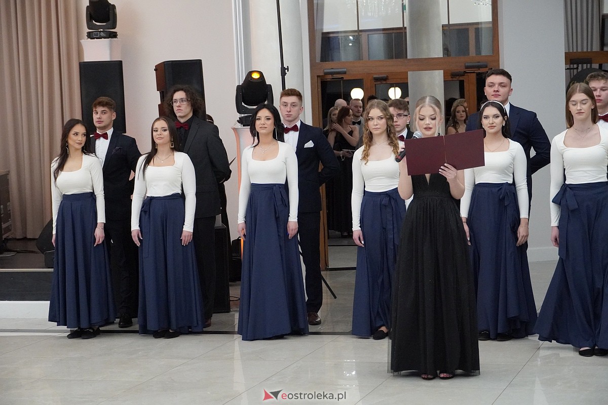 Studniówka 2024. Do matury odliczali uczniowie ZSZ 2 w Ostrołęce [27.01.2024] - zdjęcie #128 - eOstroleka.pl