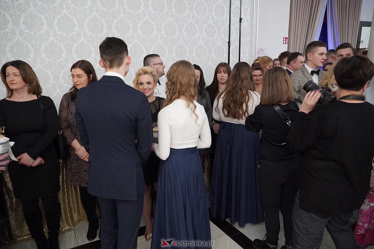 Studniówka 2024. Do matury odliczali uczniowie ZSZ 2 w Ostrołęce [27.01.2024] - zdjęcie #112 - eOstroleka.pl