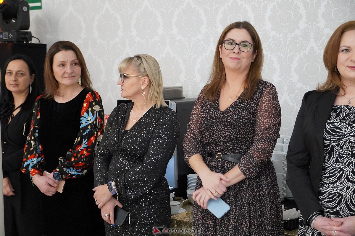 Studniówka 2024. Do matury odliczali uczniowie ZSZ 2 w Ostrołęce [27.01.2024] - zdjęcie #111 - eOstroleka.pl