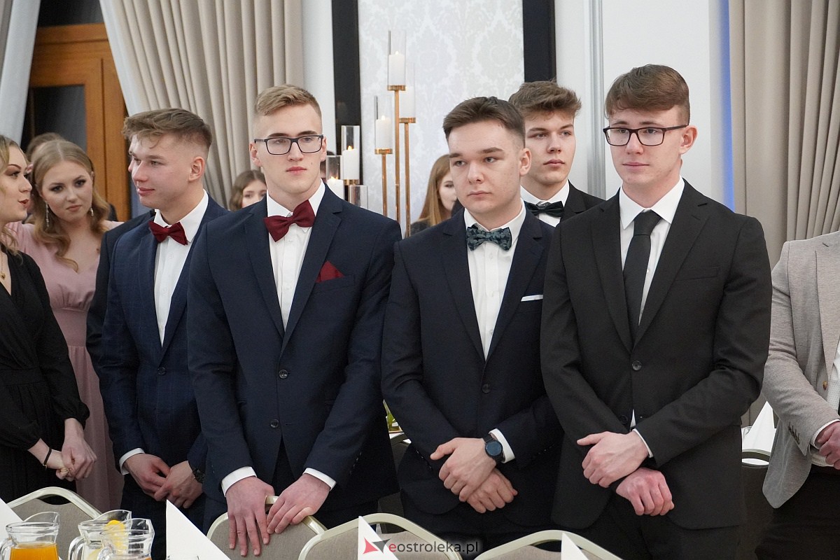 Studniówka 2024. Do matury odliczali uczniowie ZSZ 2 w Ostrołęce [27.01.2024] - zdjęcie #106 - eOstroleka.pl