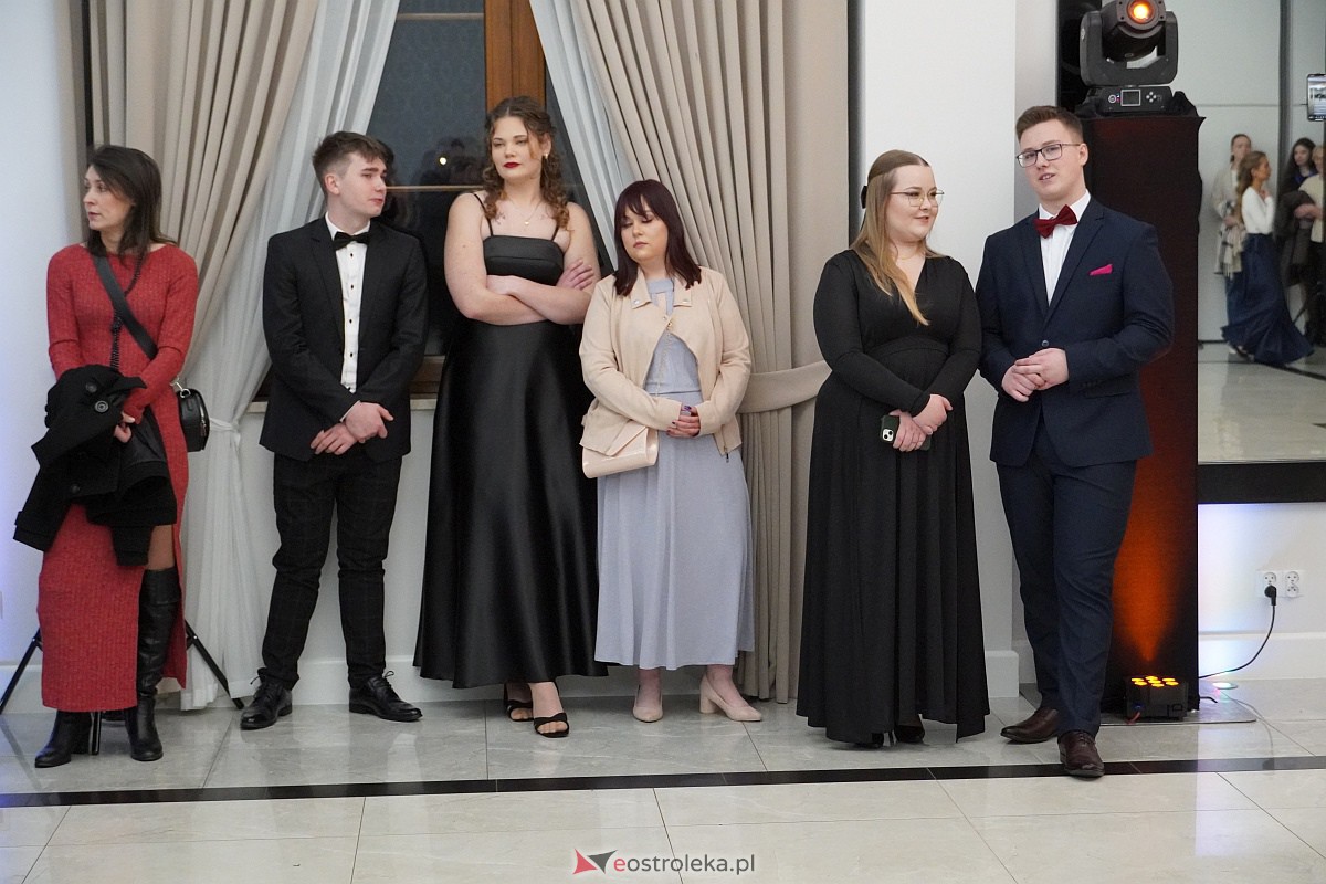 Studniówka 2024. Do matury odliczali uczniowie ZSZ 2 w Ostrołęce [27.01.2024] - zdjęcie #105 - eOstroleka.pl