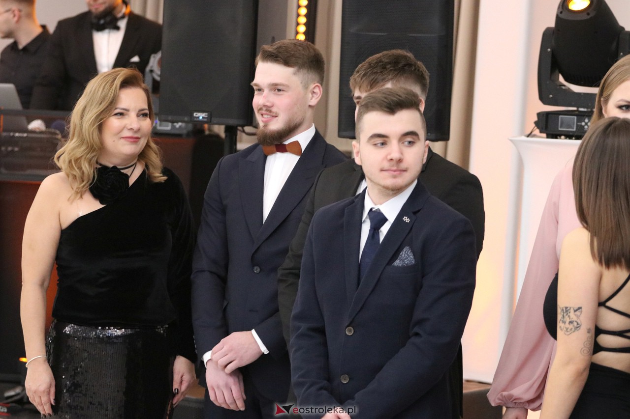Studniówka 2024. Do matury odliczali uczniowie ZSZ 2 w Ostrołęce [27.01.2024] - zdjęcie #78 - eOstroleka.pl