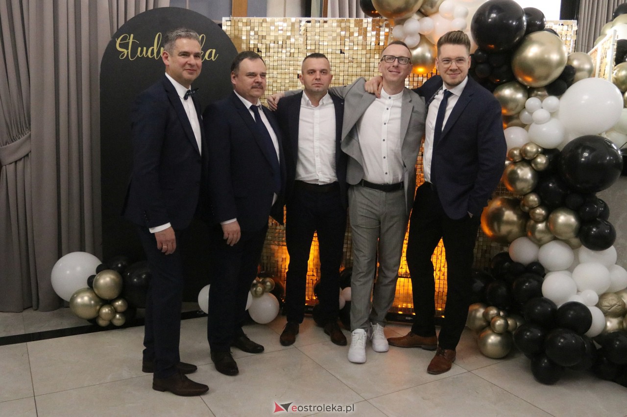Studniówka 2024. Do matury odliczali uczniowie ZSZ 2 w Ostrołęce [27.01.2024] - zdjęcie #53 - eOstroleka.pl