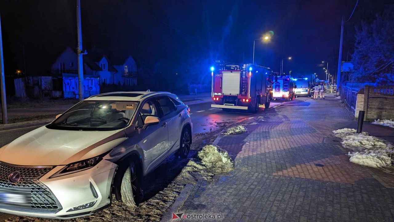 Wypadek na Słowackiego w Ostrołęce [28.01.2024] - zdjęcie #2 - eOstroleka.pl