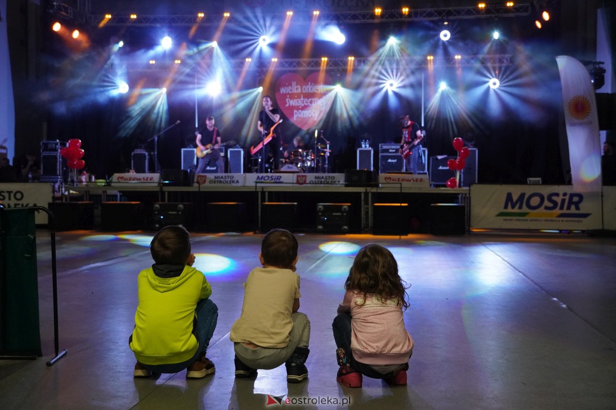 32. finał Wielkiej Orkiestry Świątecznej Pomocy w Ostrołęce [28.01.2024] - zdjęcie #56 - eOstroleka.pl