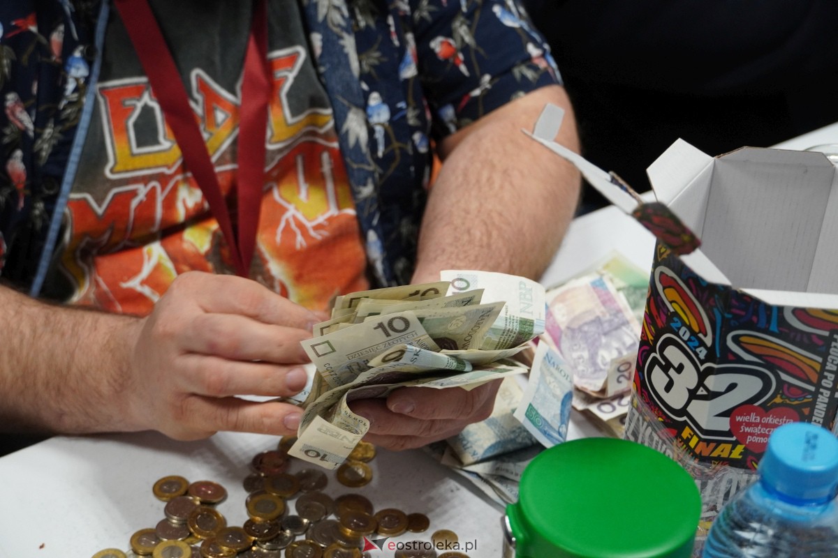 32. finał Wielkiej Orkiestry Świątecznej Pomocy w Ostrołęce [28.01.2024] - zdjęcie #44 - eOstroleka.pl