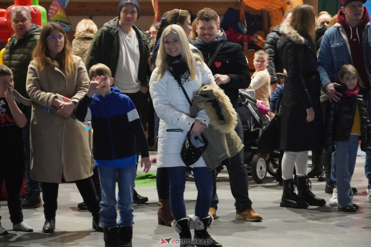 32. finał Wielkiej Orkiestry Świątecznej Pomocy w Ostrołęce [28.01.2024] - zdjęcie #39 - eOstroleka.pl
