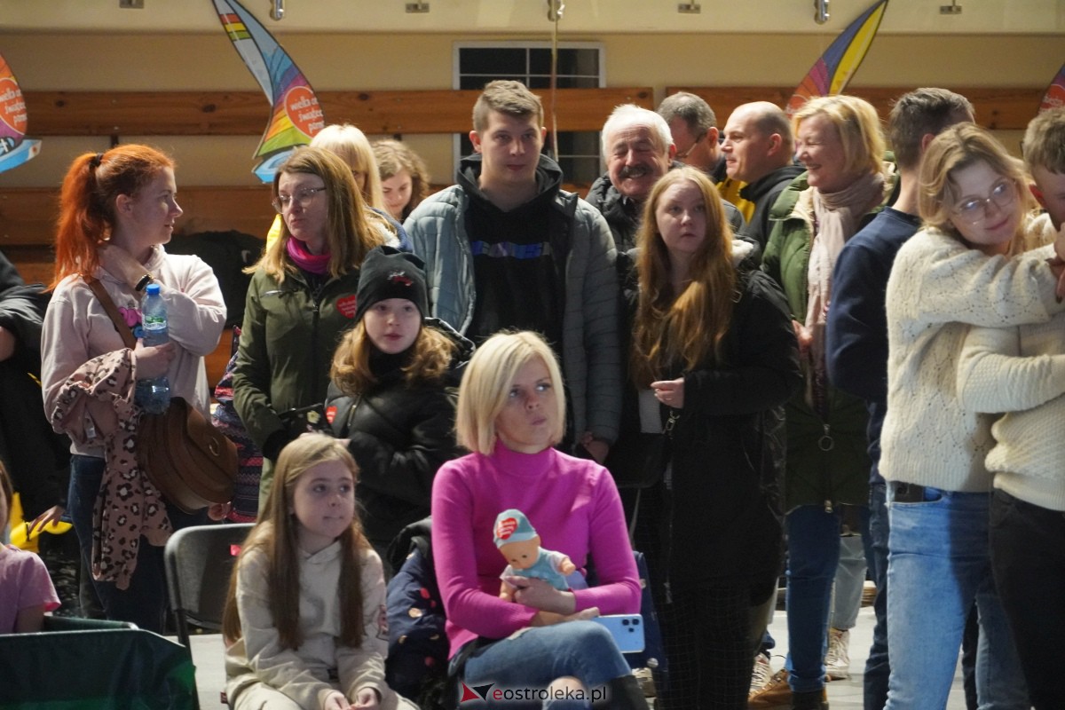 32. finał Wielkiej Orkiestry Świątecznej Pomocy w Ostrołęce [28.01.2024] - zdjęcie #33 - eOstroleka.pl