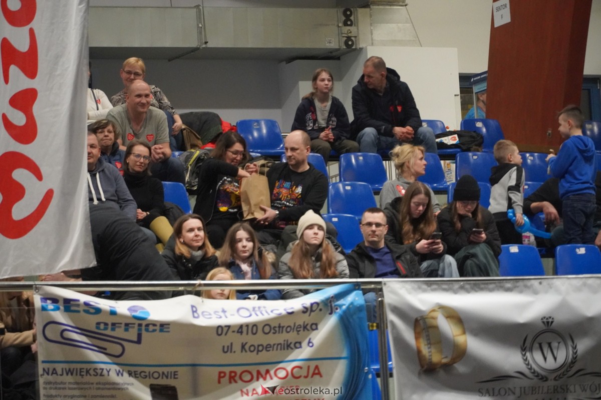 32. finał Wielkiej Orkiestry Świątecznej Pomocy w Ostrołęce [28.01.2024] - zdjęcie #30 - eOstroleka.pl
