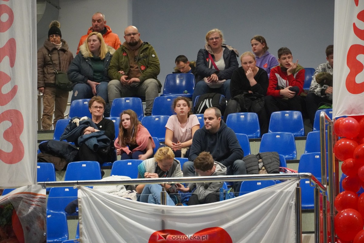 32. finał Wielkiej Orkiestry Świątecznej Pomocy w Ostrołęce [28.01.2024] - zdjęcie #28 - eOstroleka.pl