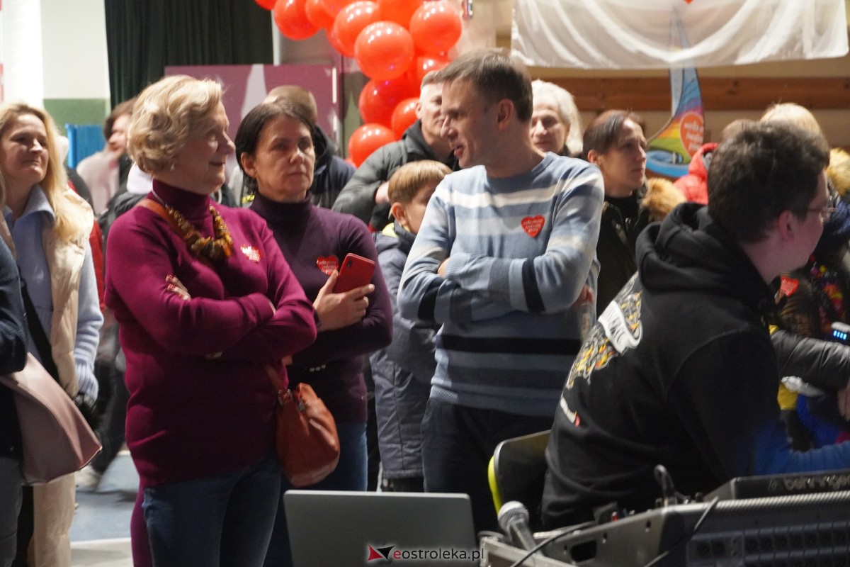 32. finał Wielkiej Orkiestry Świątecznej Pomocy w Ostrołęce [28.01.2024] - zdjęcie #25 - eOstroleka.pl