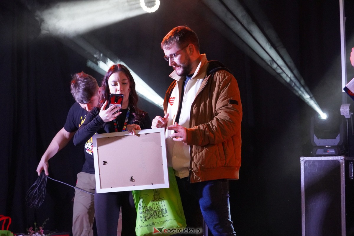 32. finał Wielkiej Orkiestry Świątecznej Pomocy w Ostrołęce [28.01.2024] - zdjęcie #17 - eOstroleka.pl