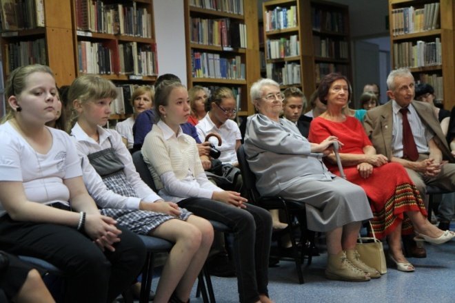 Wieczór w Arce  ze Zdzisławem Tadeuszem Łączkowskim  09.06.2011 - zdjęcie #27 - eOstroleka.pl