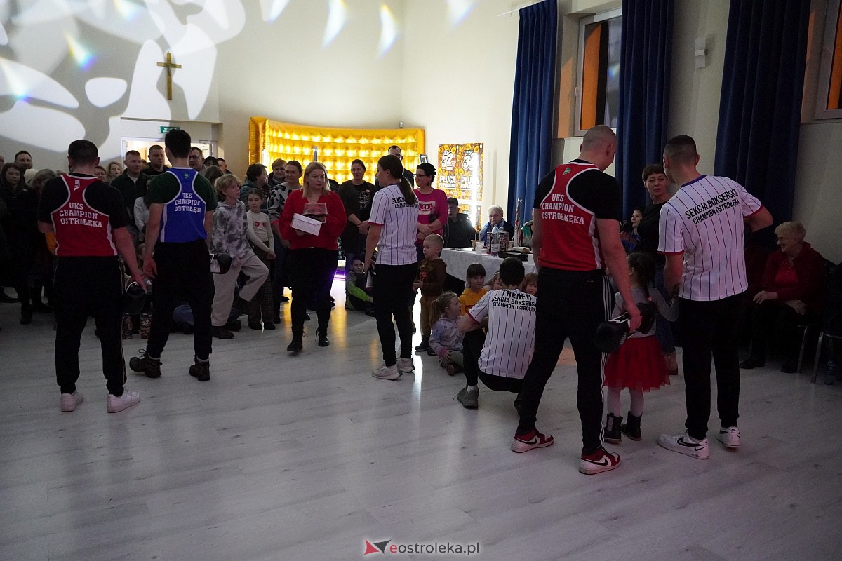 32. finał Wielkiej Orkiestry Świątecznej Pomocy w Goworowie [28.01.2024] - zdjęcie #86 - eOstroleka.pl