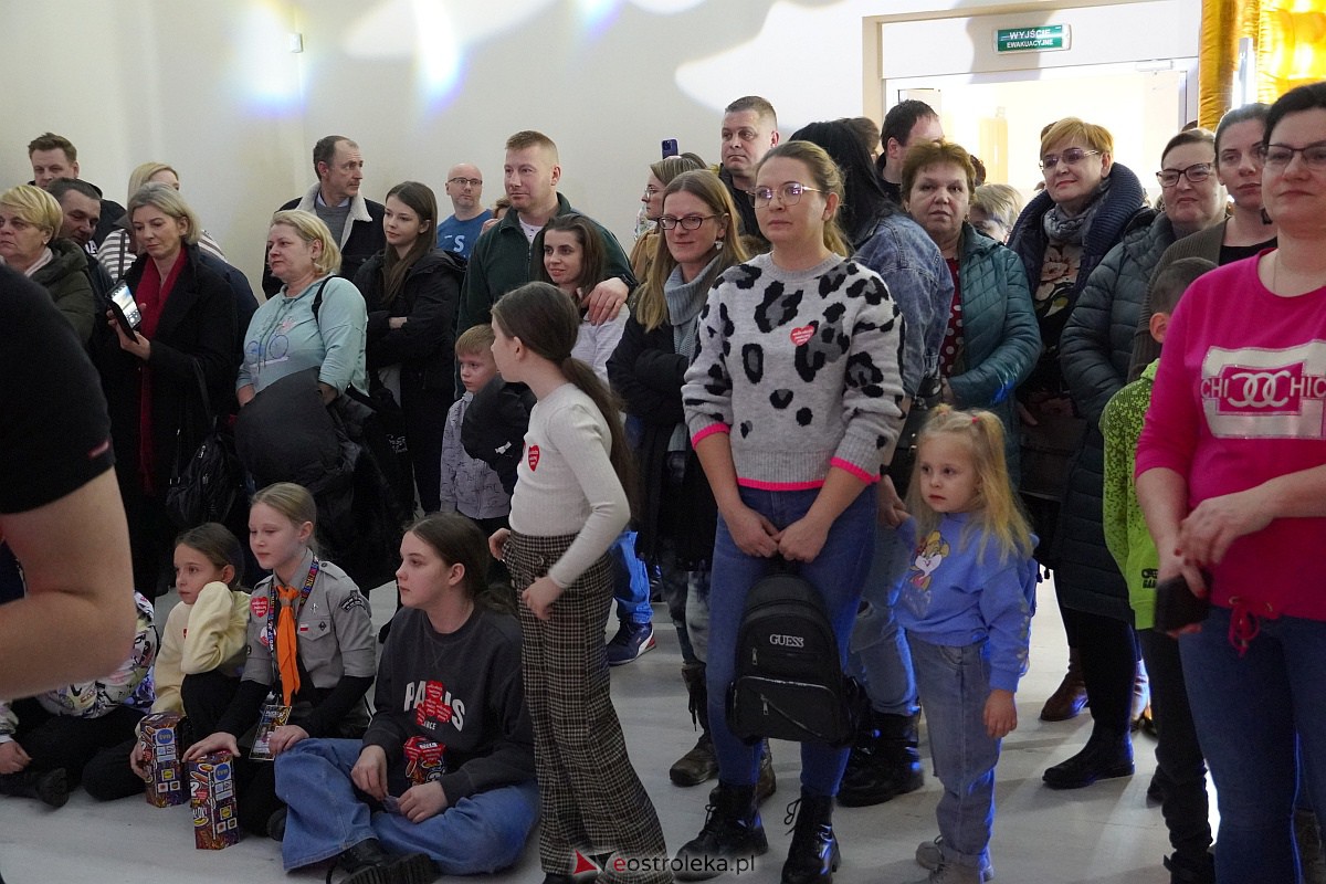 32. finał Wielkiej Orkiestry Świątecznej Pomocy w Goworowie [28.01.2024] - zdjęcie #71 - eOstroleka.pl