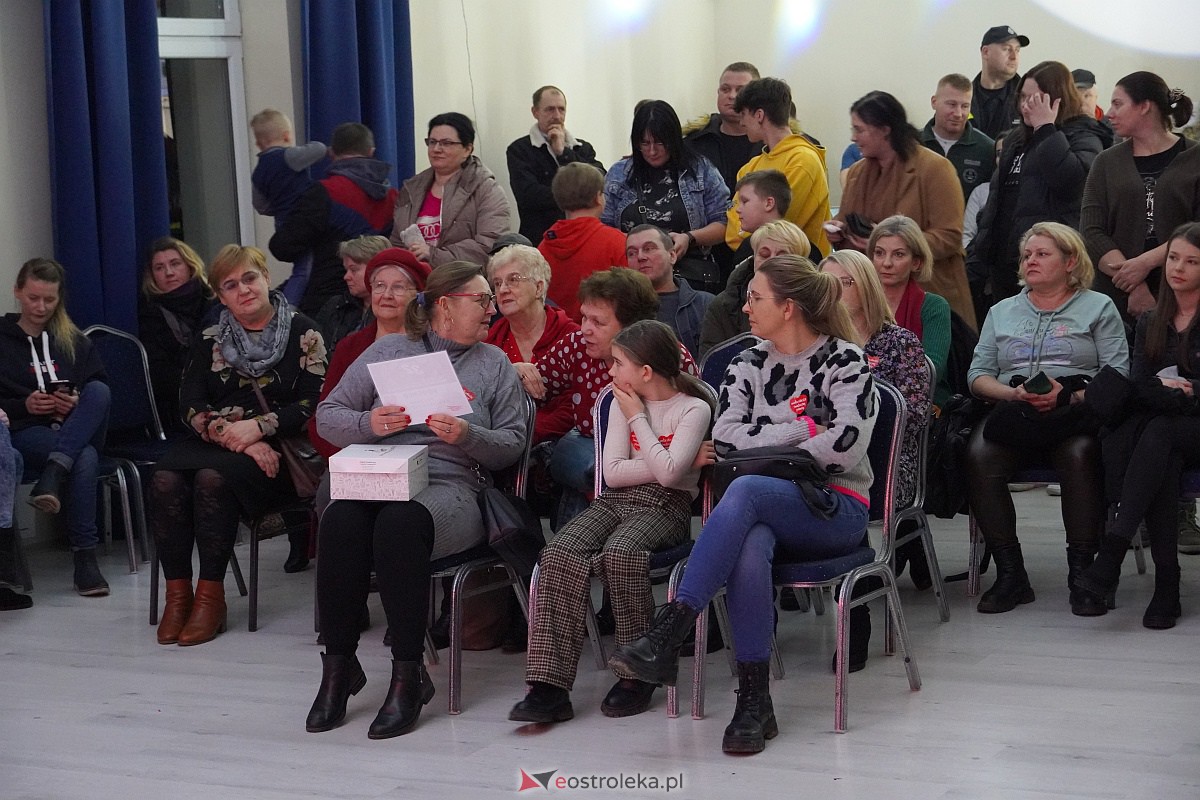 32. finał Wielkiej Orkiestry Świątecznej Pomocy w Goworowie [28.01.2024] - zdjęcie #49 - eOstroleka.pl