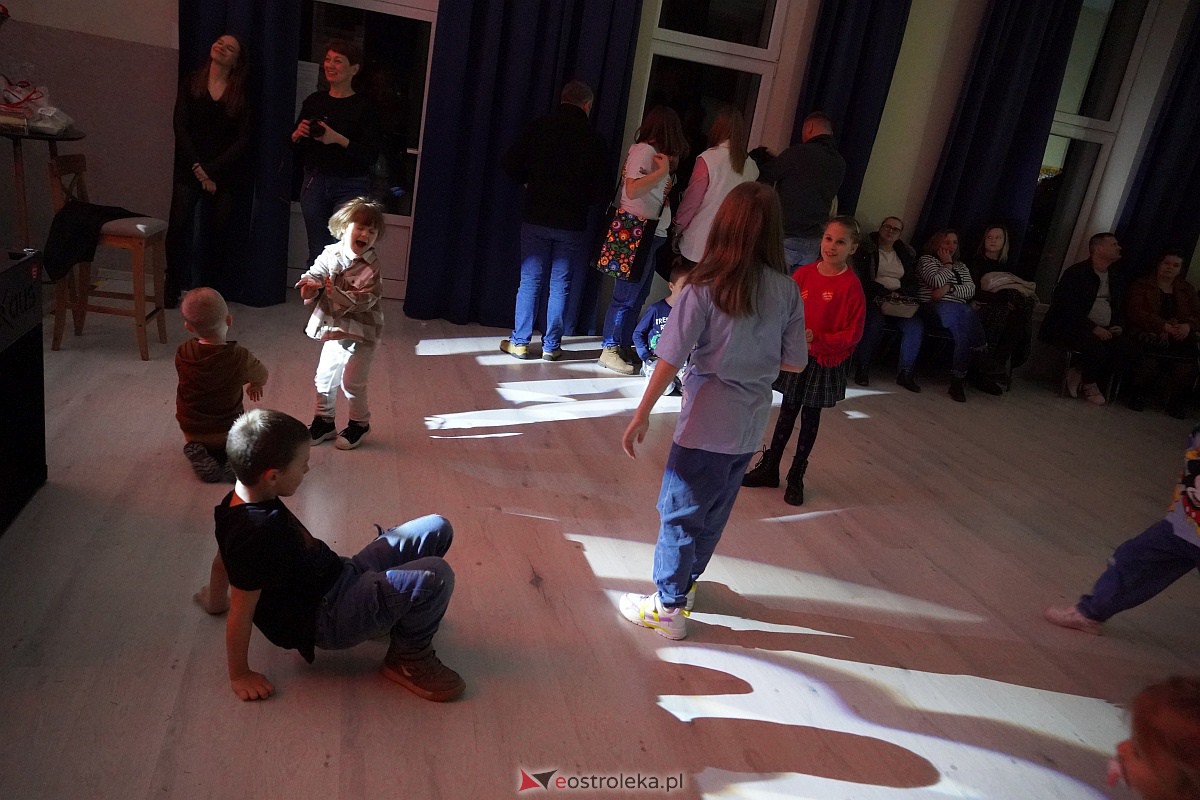 32. finał Wielkiej Orkiestry Świątecznej Pomocy w Goworowie [28.01.2024] - zdjęcie #31 - eOstroleka.pl