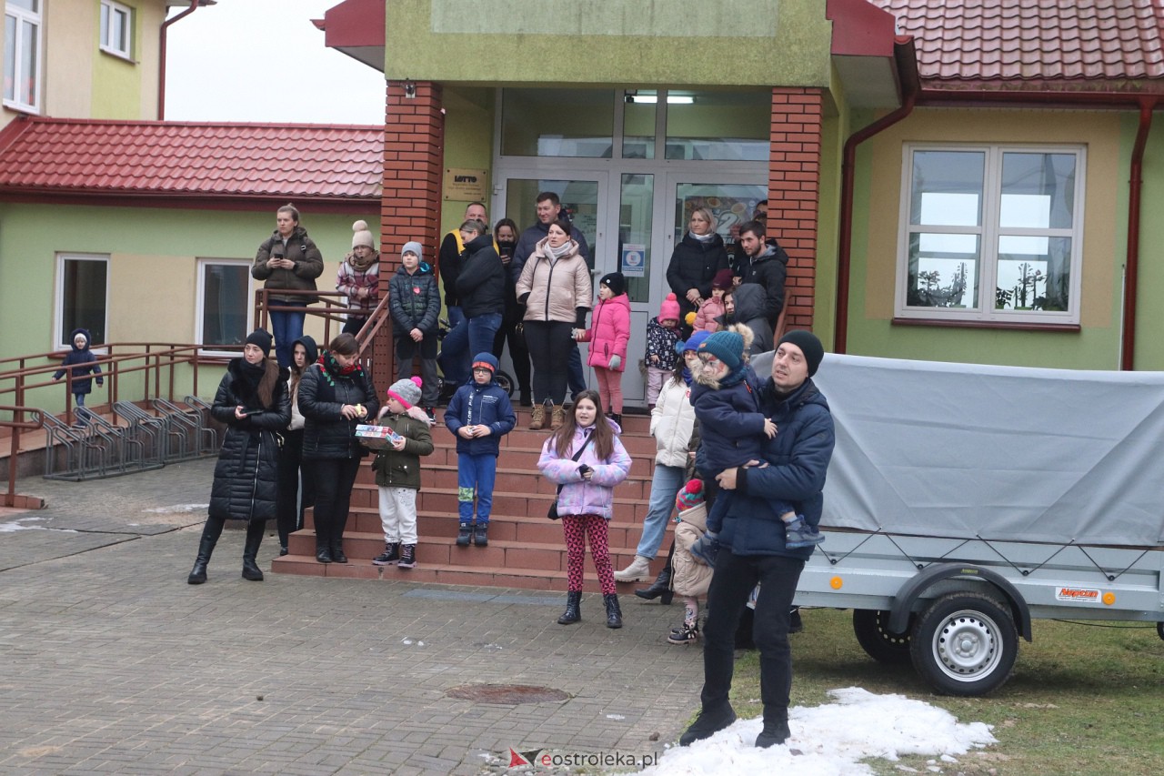 32. finał WOŚP w Dylewie [28.01.2024] - zdjęcie #7 - eOstroleka.pl