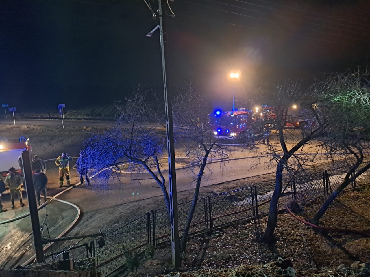 Pożar w Łątczynie [30.01.2024] - zdjęcie #9 - eOstroleka.pl