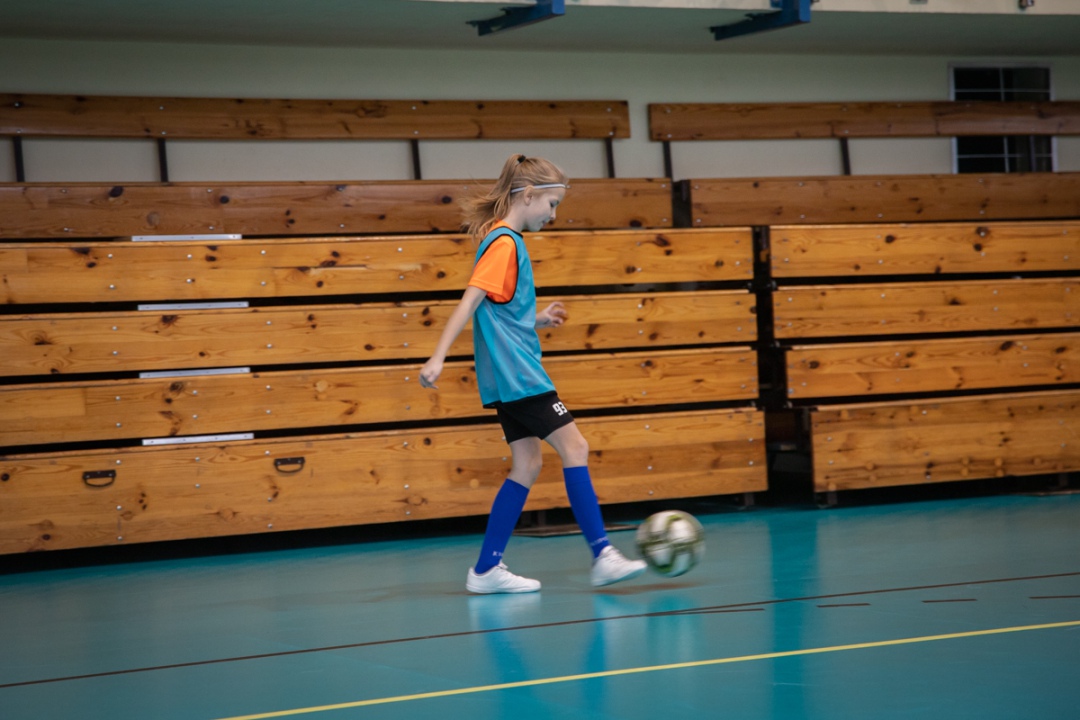 Ferie na sportowo - piłka nożna dziewcząt - zdjęcie #3 - eOstroleka.pl