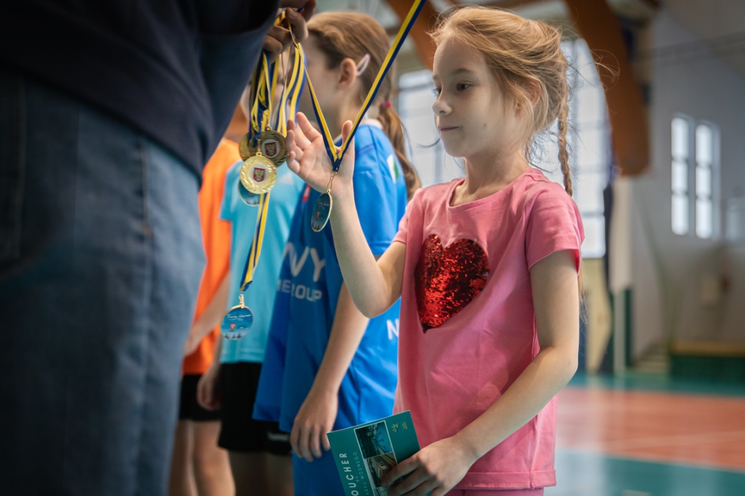 Ferie na sportowo - piłka nożna dziewcząt - zdjęcie #13 - eOstroleka.pl
