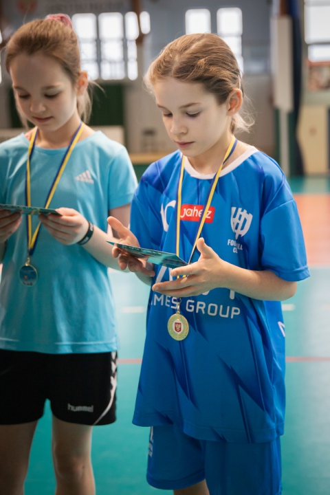 Ferie na sportowo - piłka nożna dziewcząt - zdjęcie #11 - eOstroleka.pl