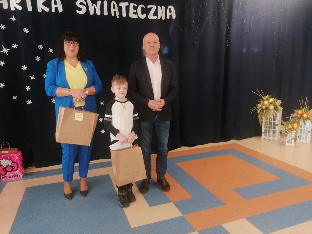 Poradnia Psychologiczno-Pedagogiczna w Myszyńcu podsumowała konkurs na kurpiowską kartkę świąteczną - zdjęcie #14 - eOstroleka.pl