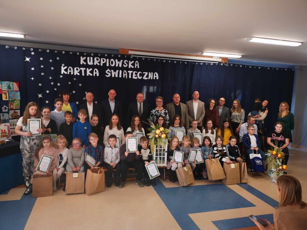 Poradnia Psychologiczno-Pedagogiczna w Myszyńcu podsumowała konkurs na kurpiowską kartkę świąteczną - zdjęcie #3 - eOstroleka.pl