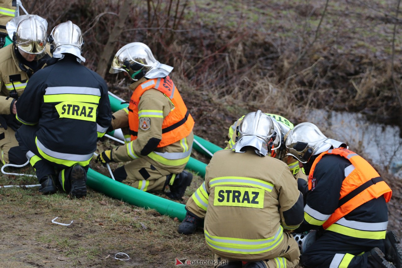 Ćwiczenia przeciwpowodziowe w Ostrołęce [3.02.2024] - zdjęcie #16 - eOstroleka.pl