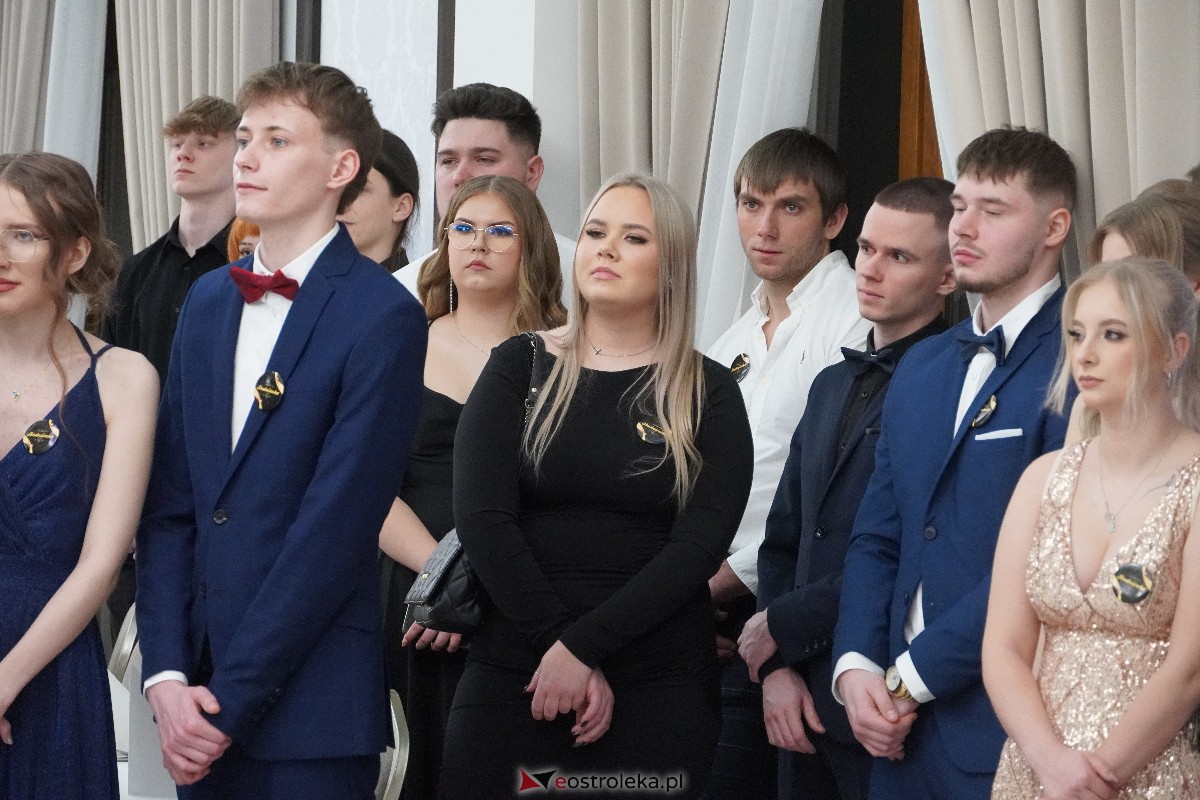 Studniówka ZSZ 4 w Ostrołęce [03.02.2024] - zdjęcie #120 - eOstroleka.pl