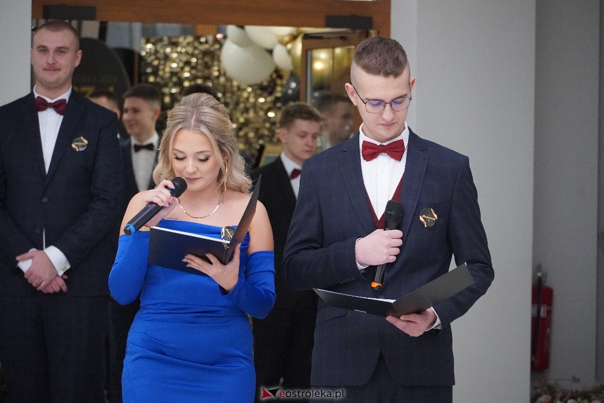 Studniówka ZSZ 4 w Ostrołęce [03.02.2024] - zdjęcie #109 - eOstroleka.pl