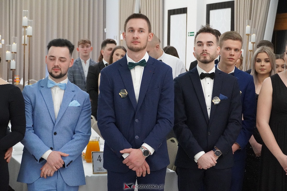 Studniówka ZSZ 4 w Ostrołęce [03.02.2024] - zdjęcie #11 - eOstroleka.pl
