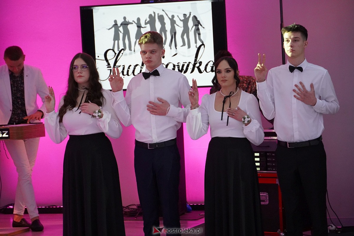 ZSZ 3 w Ostrołęce odlicza do matury! Studniówka 2024 [3.02.2024] - zdjęcie #257 - eOstroleka.pl