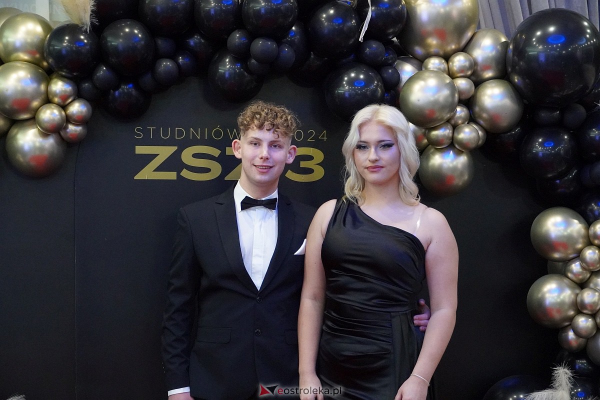 ZSZ 3 w Ostrołęce odlicza do matury! Studniówka 2024 [3.02.2024] - zdjęcie #123 - eOstroleka.pl
