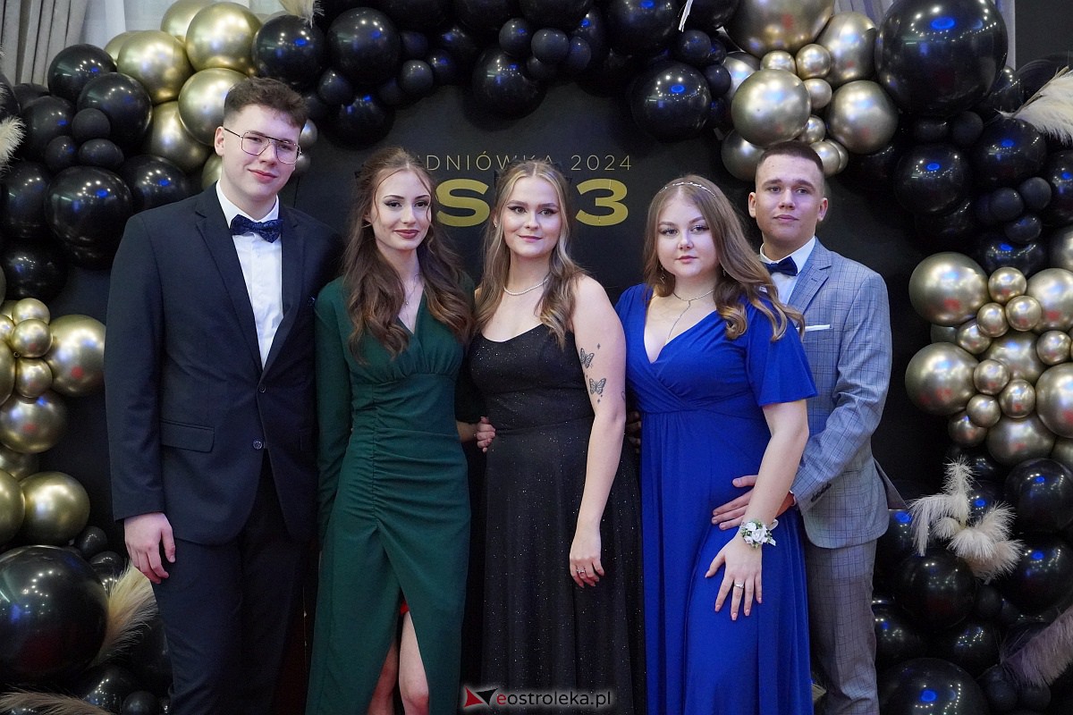 ZSZ 3 w Ostrołęce odlicza do matury! Studniówka 2024 [3.02.2024] - zdjęcie #122 - eOstroleka.pl