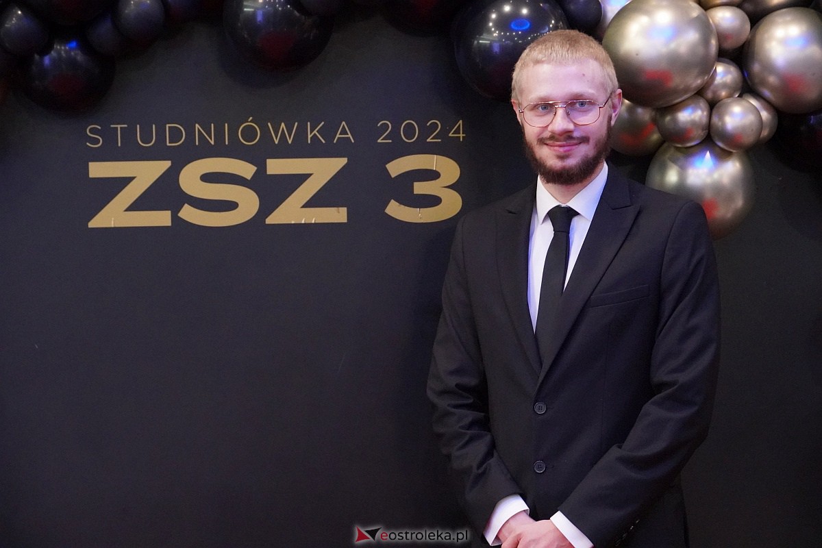 ZSZ 3 w Ostrołęce odlicza do matury! Studniówka 2024 [3.02.2024] - zdjęcie #119 - eOstroleka.pl