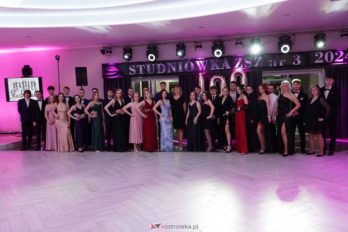ZSZ 3 w Ostrołęce odlicza do matury! Studniówka 2024 [3.02.2024] - zdjęcie #105 - eOstroleka.pl