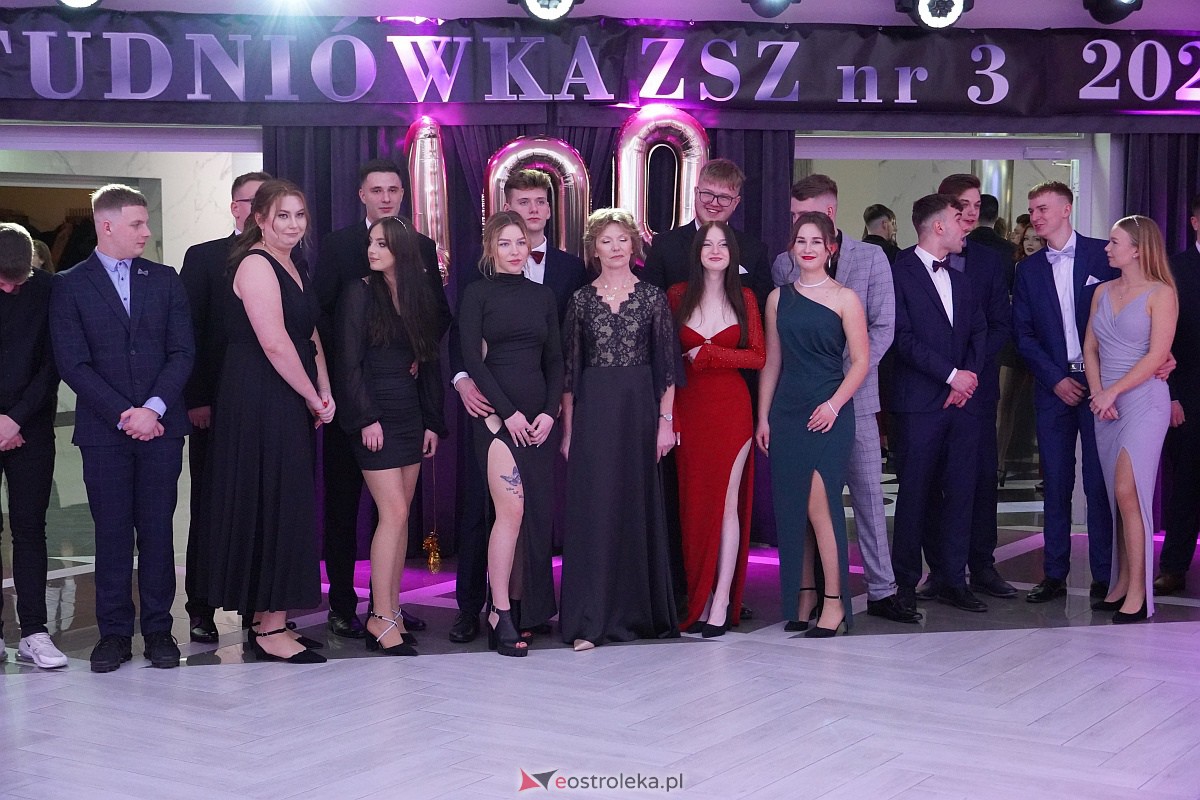 ZSZ 3 w Ostrołęce odlicza do matury! Studniówka 2024 [3.02.2024] - zdjęcie #82 - eOstroleka.pl