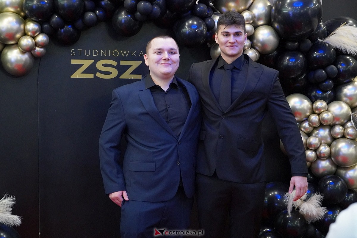 ZSZ 3 w Ostrołęce odlicza do matury! Studniówka 2024 [3.02.2024] - zdjęcie #63 - eOstroleka.pl