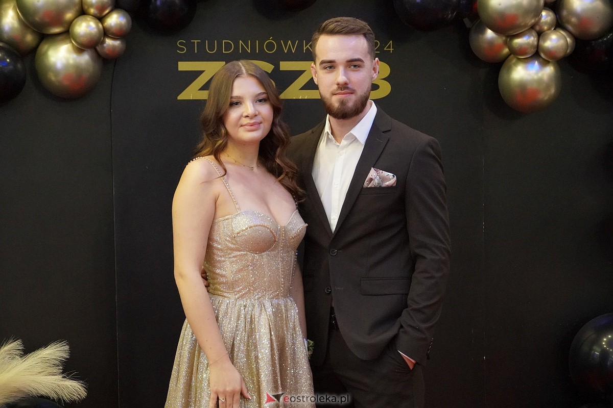 ZSZ 3 w Ostrołęce odlicza do matury! Studniówka 2024 [3.02.2024] - zdjęcie #34 - eOstroleka.pl