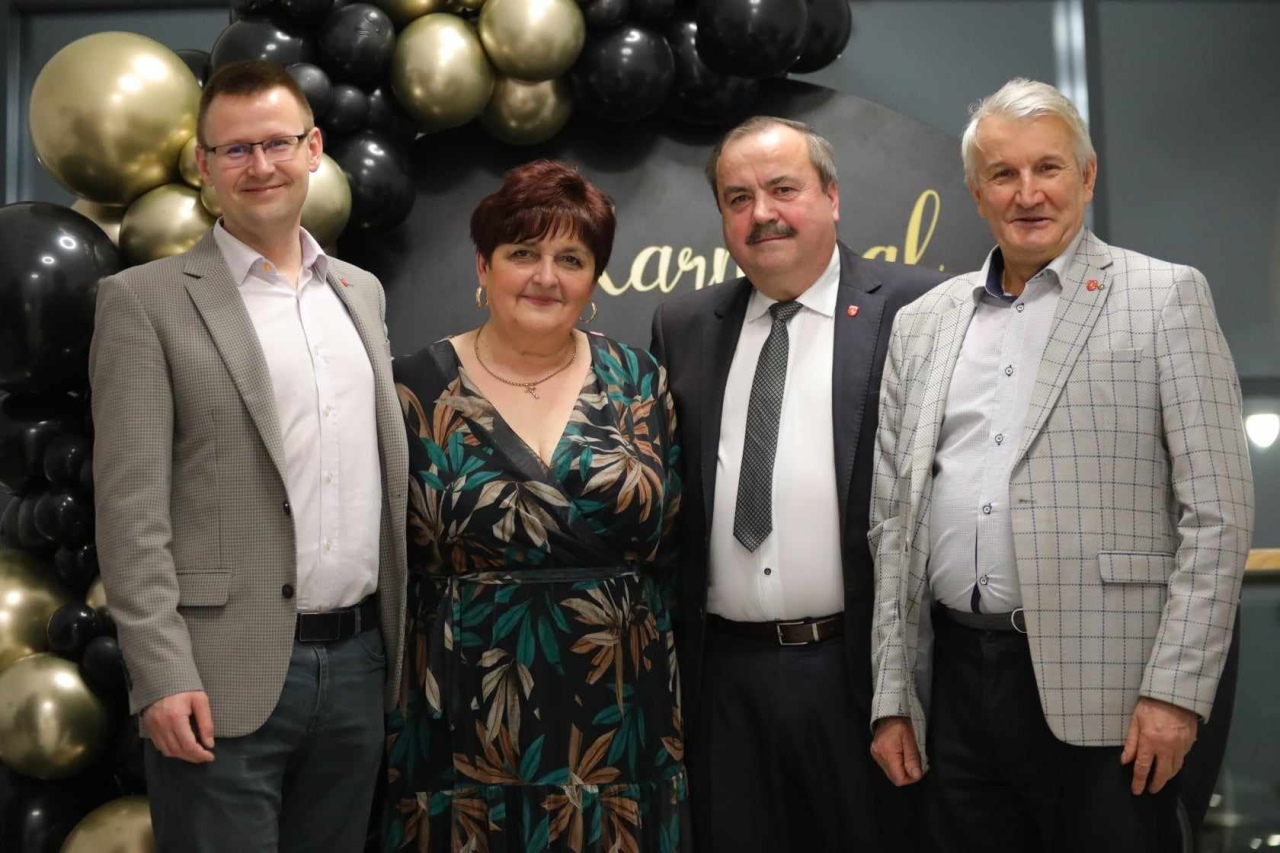 Potańcówka wiejska w Rzekuniu - zdjęcie #83 - eOstroleka.pl