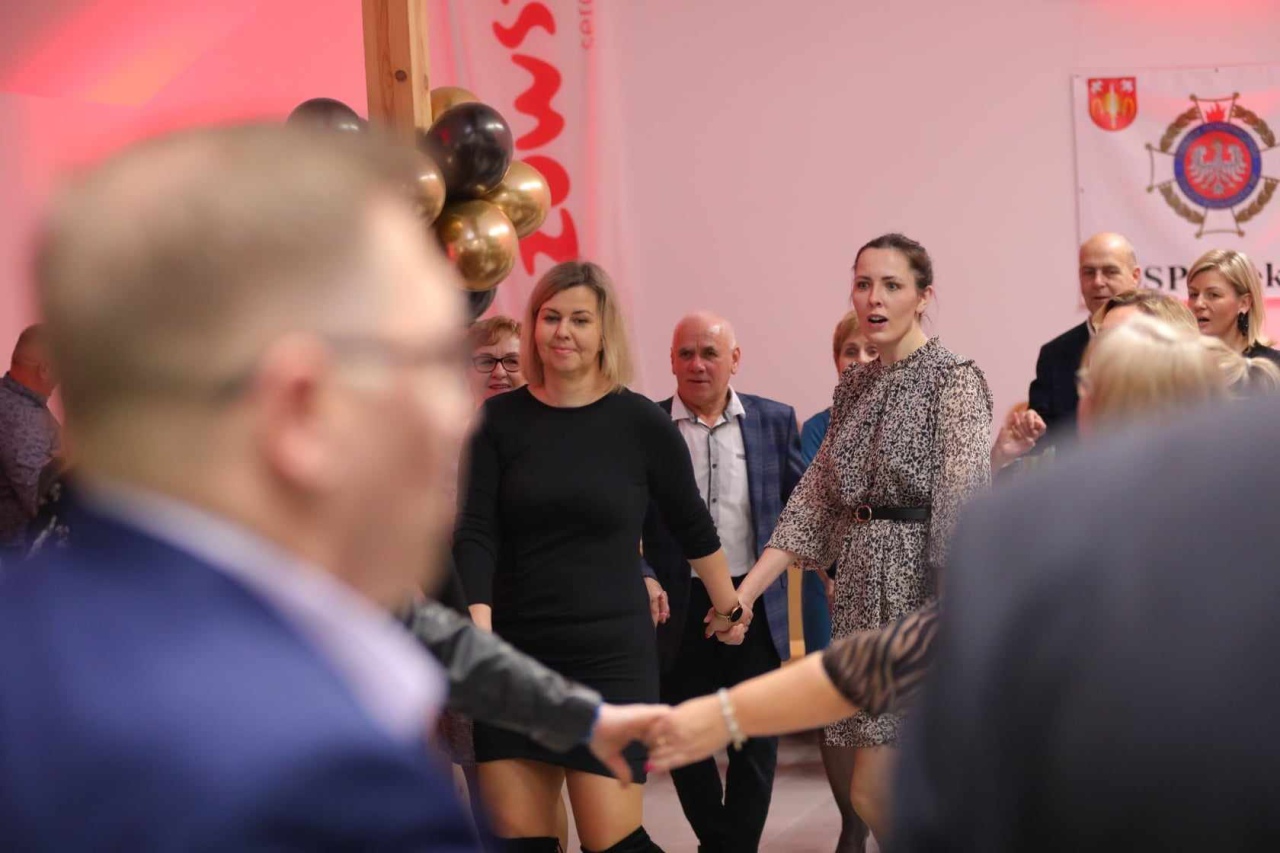 Potańcówka wiejska w Rzekuniu - zdjęcie #74 - eOstroleka.pl