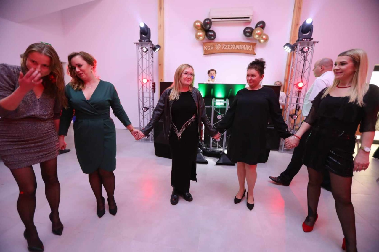 Potańcówka wiejska w Rzekuniu - zdjęcie #73 - eOstroleka.pl