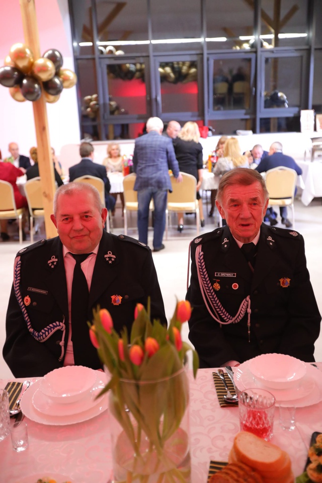 Potańcówka wiejska w Rzekuniu - zdjęcie #61 - eOstroleka.pl