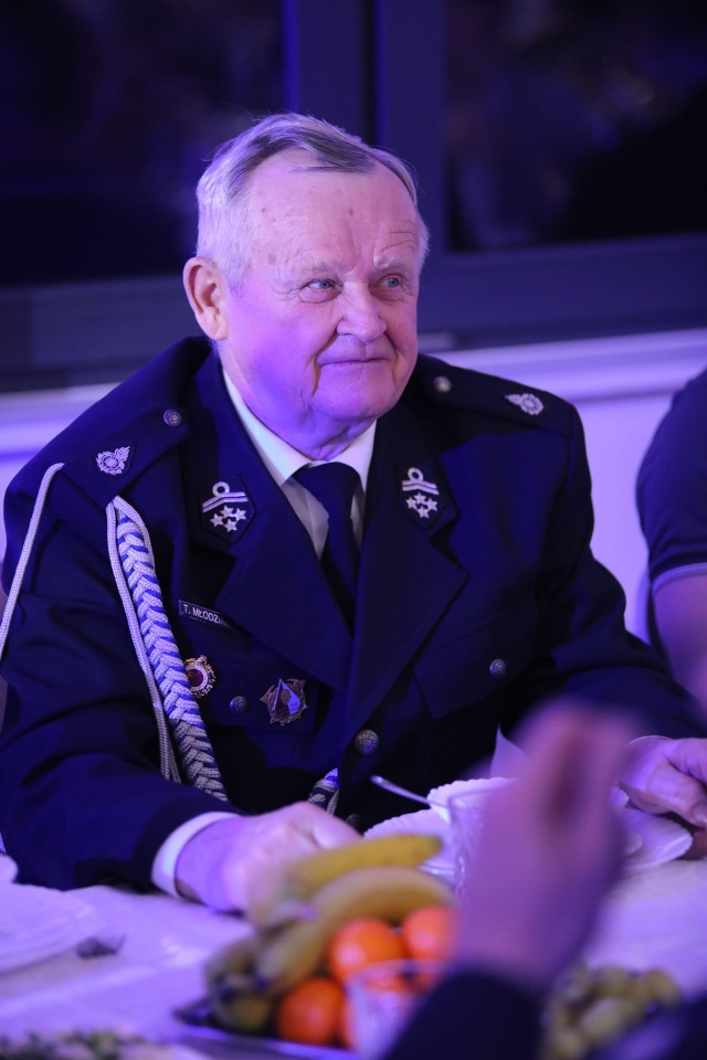 Potańcówka wiejska w Rzekuniu - zdjęcie #47 - eOstroleka.pl