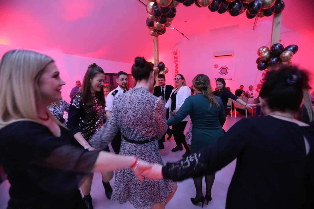 Potańcówka wiejska w Rzekuniu - zdjęcie #45 - eOstroleka.pl