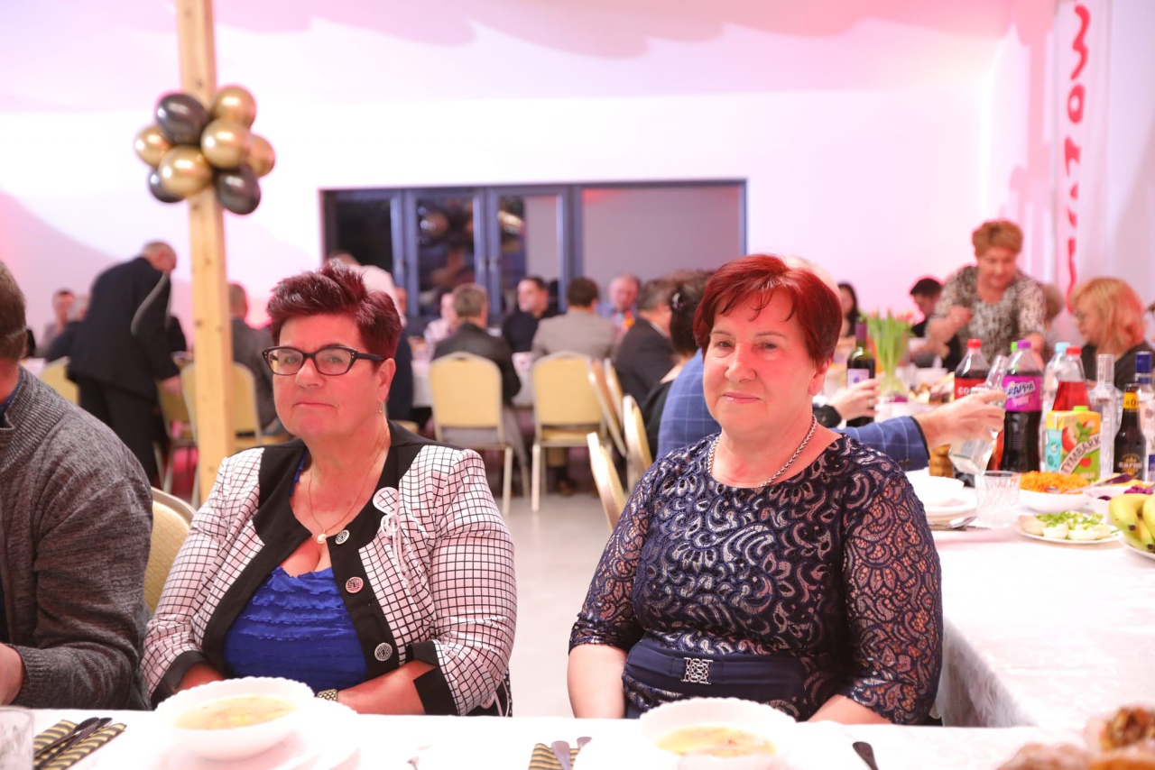 Potańcówka wiejska w Rzekuniu - zdjęcie #7 - eOstroleka.pl